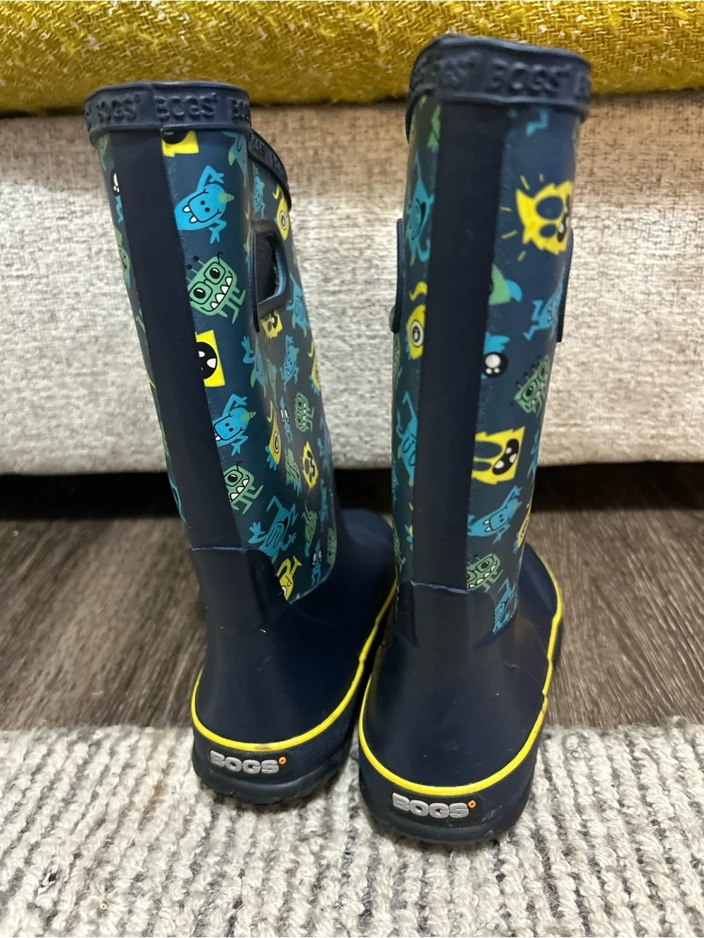 Bogs Kids Navy Monster Rain Boots Size 1 Boys